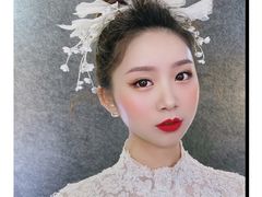 -金夫人化妆摄影职业培训学校