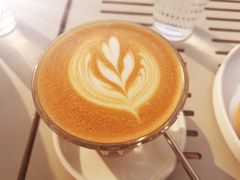 拿铁-UNIUNI(凯瑟琳广场店)