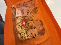 -白玉兰食品甜凤店(合生汇店)