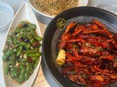 -肥肥虾庄·金牌油焖大虾(沙湖店)
