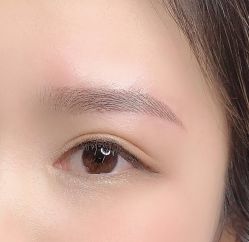 -本小姐美学·半永久纹眉野生眉