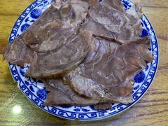 -伊穆祥牛肉面总店·清真