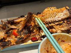 -江边城外烤全鱼(长寿路店)