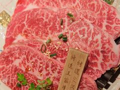 -山川小町·极番烧肉(新地假日广场店)