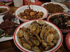 -冶建镜子·老南昌大排档·江西虾王(总店)