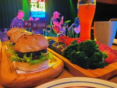 迷你汉堡-云湃精酿西餐厅