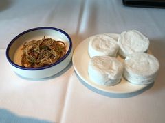 附赠小菜，湿巾四个八元-食廬(浦东嘉里城店)