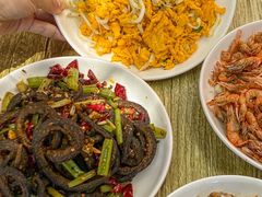-丹水桥地锅鱼·翘嘴鲌·地方特色全鱼宴(丹江口大坝店)