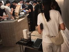 -喜茶(深圳万象城黑金店)