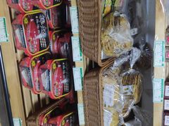 -天天向上素食餐厅(五台山店)