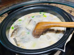 雪山鱼炖豆腐-炊烟餐厅