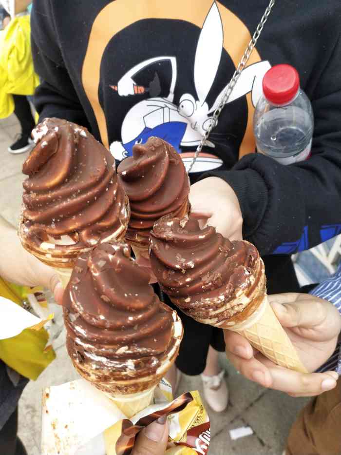 常青藤食品专卖(弓箭坊店)-"家门口的店,全是进口的零食,女儿喜欢去买