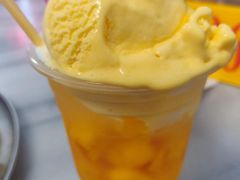 -芬芳甜品(同福路店)
