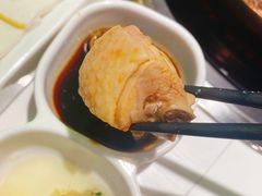 -洪氏嗨捞·广东猪肚鸡·椰子鸡火锅(西咸万象城店)