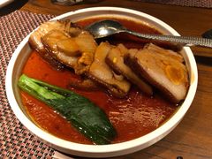 咸蛋黄红烧肉-肴约·花园式餐厅(湖里店)