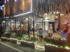 -鲜榨果汁·啤酒鱼(环岛河店)