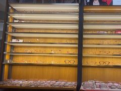 -优医视平价眼镜蔡司依视路折扣工厂店(德胜门店)