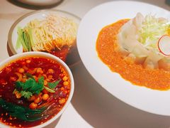 鸡丝凉面-麻六记(新天地店)