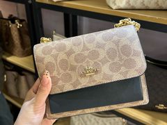 -砂之船奥莱(南京江宁店)