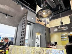 -张翻越·川渝冒菜·武汉黑鸭煲(城北万象城店)