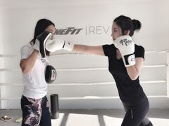 -EFL巴西柔术·综合格斗·泰拳·少儿体能训练(虹桥德必馆)