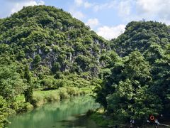 -高荡千年布依古寨旅游景区