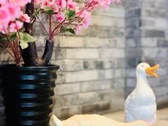 还有桃花为伴-京味斋·北京烤鸭(北京南站洋桥店)