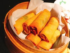 荠菜肉春卷-老头儿油爆虾·知味杭州(爱琴海购物中心)