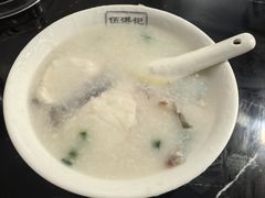 -伍湛记 · 广州老字号(龙津中路店)