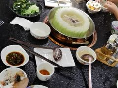 -得意咚瓜·顺德鱼生·冬瓜火锅(深圳首店)