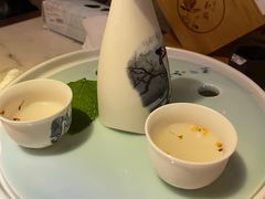 -韵秋荷(宝山龙湖天街店)