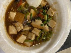 冬菇火腩焖山水豆腐-美极鲜食坊(宝安南路店)