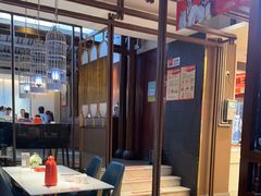 -阿瓦山寨·湘菜现炒·剁椒鱼头王(咸阳总店)