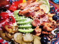 烤鸡肉牛油果沙拉-SUPER BOWL超级碗(崂山丽达店)