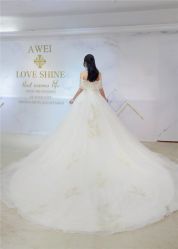 -LOVE SHINE婚纱·红鼎庄龙凤褂·妈妈装定制