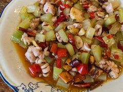 -陈三炖鸡馆(金众小区店)
