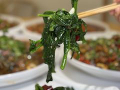 -廖哥泡椒兔(峨眉店)