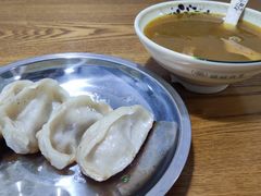 -黄阿姨锅贴大王(万航渡路店)