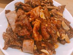 传统老爆三-陈傻子餐厅(世纪都会店)