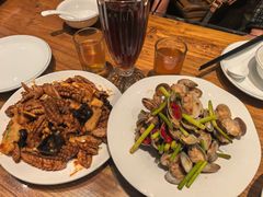 -泉畔人家·老济南经典鲁菜(大明湖店)