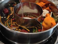 -何鲜菇火锅(大营盘店)