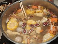 -尚尚仙·酸汤猪手·猪肚鸡火锅(华联万柳购物中心店)