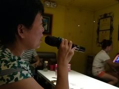 -百威KTV(恒福路店)