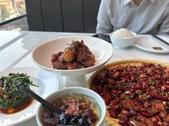 -峨嵋小镇·川菜(勒泰中心店)