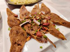 香酥鸭头-怪怪龙虾·来自江苏盱眙(惊驾路店)