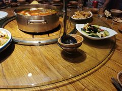 -亮欢寨酸汤鱼(沙冲路店)