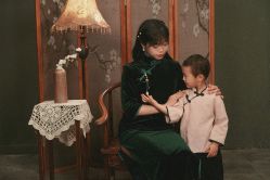 -城南旧影 旗袍全家福摄影写真体验馆