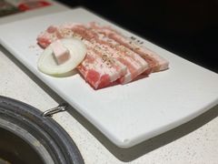 满心尝五花肉-本家韩国烤肉(青岛万象城店)