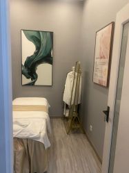 -菩羽·专业美胸·连锁养护中心