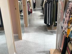 -hotwind热风(中贸广场店)